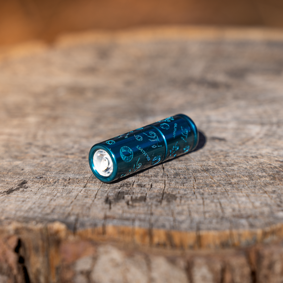 free olight keychain flashlight Olight i16 Keychain Flashlight Blue