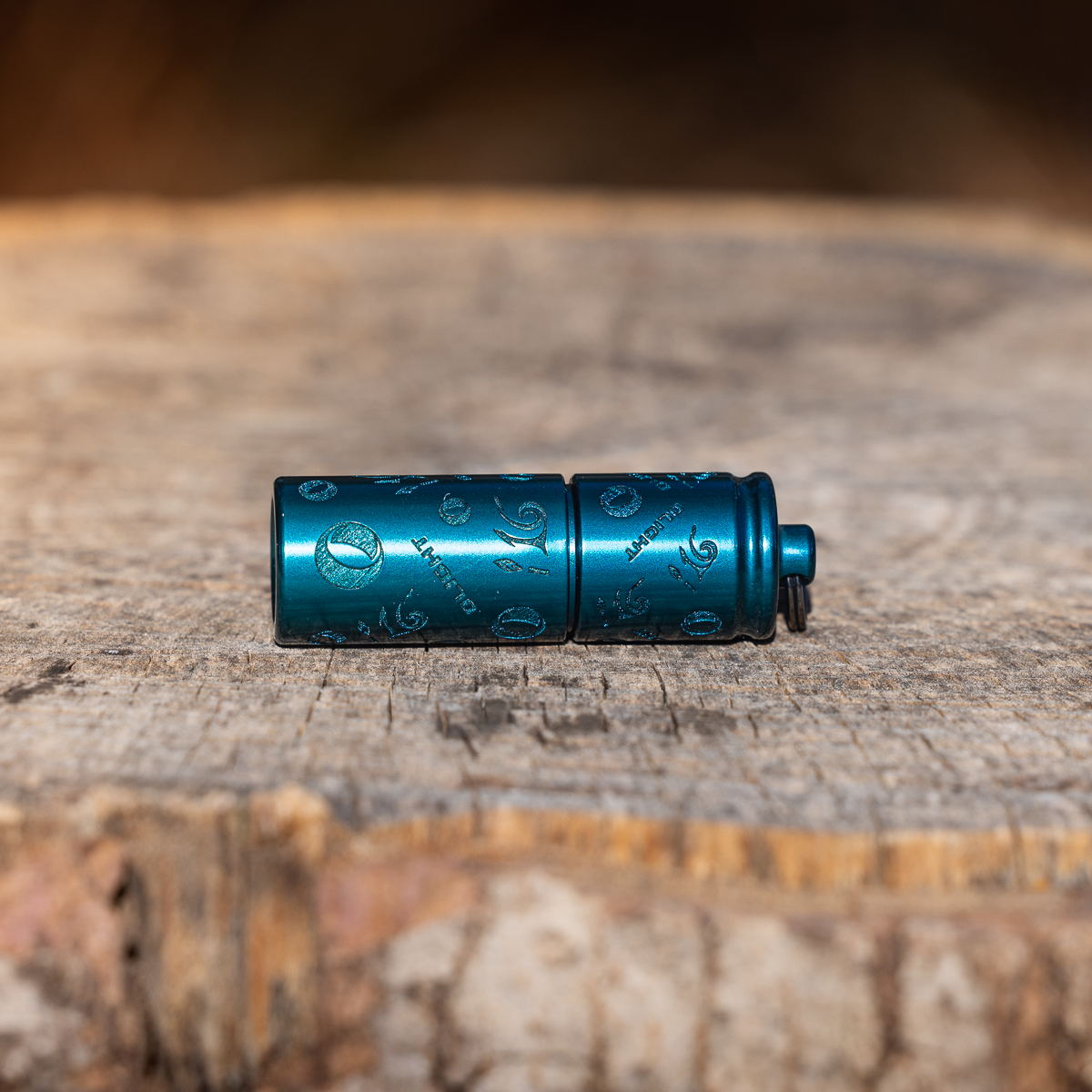 Olight - i16 Keychain - Limited Edition 16th Anniversary